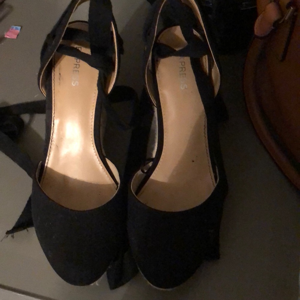 Wedges - Picture 2 of 4